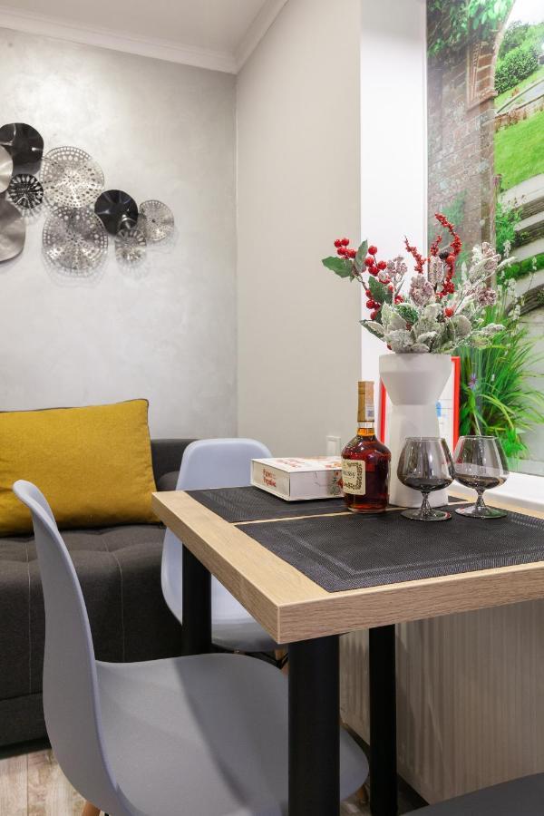 Alfa Apartments Kniazia Leva 2 Лвив Екстериор снимка